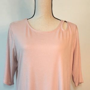 Worthington Elbow Length Sleeves